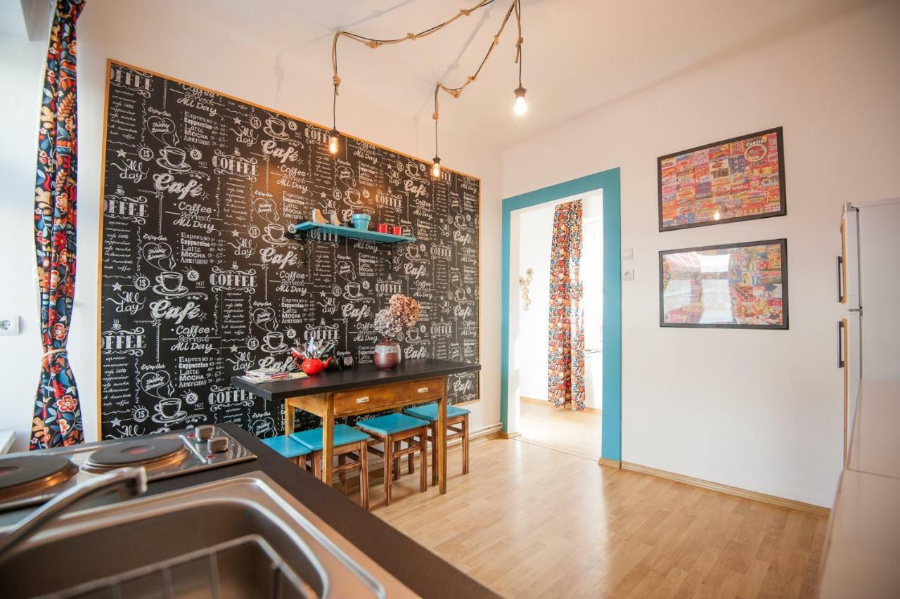 Spacious Stylish Apartment In Old Town 시비우 외부 사진